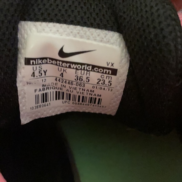 Nike high tops pink & gray leopard print size 4.5Y - Picture 9 of 9